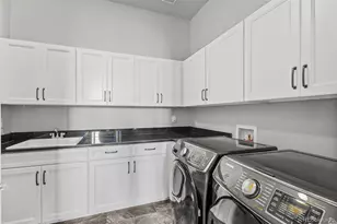10061 Blue Blood Pl, Littleton, CO 80125 - Photo 27