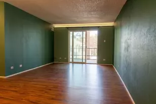 2325 S Linden Ct, Denver, CO 80222 - Photo 5
