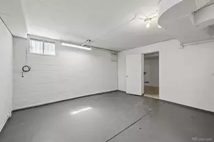 2309 Ivanhoe St, Denver, CO 80207 - Photo 27