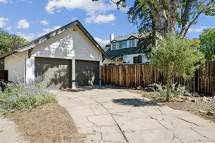 2309 Ivanhoe St, Denver, CO 80207 - Photo 35