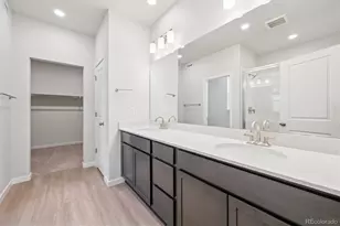 22736 E 47th Pl, Aurora, CO 80019 - Photo 13