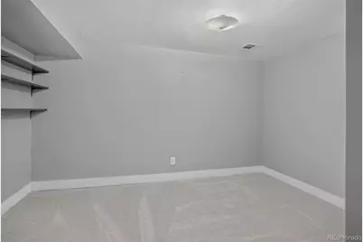 647 W Valleyview Avenue, Littleton, CO 80120 - Photo 31