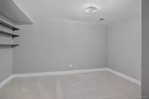 647 W Valleyview Ave, Littleton, CO 80120 - Photo 31