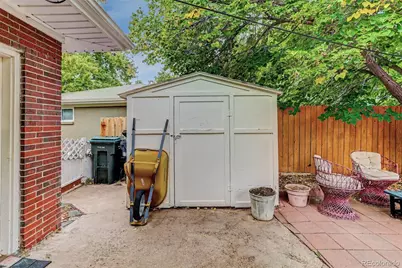 647 W Valleyview Avenue, Littleton, CO 80120 - Photo 43