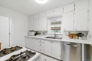 1260 S Winona Ct, Denver, CO 80219 - Photo 11