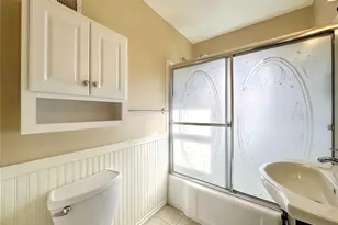 1050 E Bates Pkwy, Englewood, CO 80113 - Photo 9