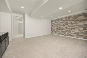 8464 E 55th Pl, Denver, CO 80238 - Photo 33