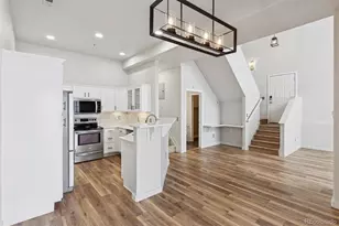 8944 Fox Dr, Denver, CO 80260 - Photo 9