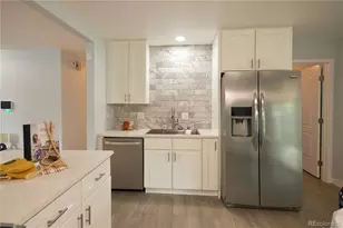 6508 S Dahlia Cir, Centennial, CO 80121 - Photo 9