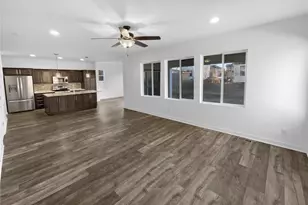 11030 Richfield Cir, Commerce City, CO 80022 - Photo 7