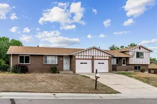 953 S Yarrow St, Lakewood, CO 80226 - Photo 1