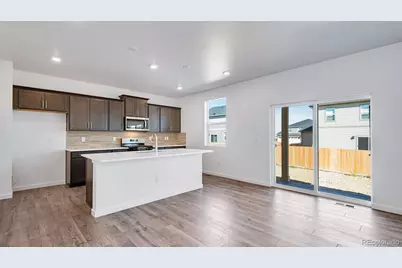 812 N Deer Park Street, Watkins, CO 80137 - Photo 9