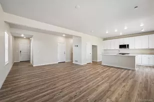 9423 Danube St, Commerce City, CO 80022 - Photo 7