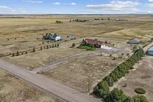 380 N Dutch Valley Rd, Bennett, CO 80102 - Photo 41