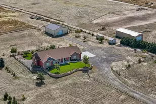 380 N Dutch Valley Rd, Bennett, CO 80102 - Photo 47