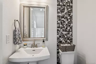 15763 E Broncos Place, Englewood, CO 80112 - Photo 17