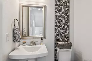 15763 E Broncos Pl, Englewood, CO 80112 - Photo 17