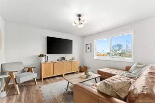 200 Dianna Dr, Lone Tree, CO 80124 - Photo 3