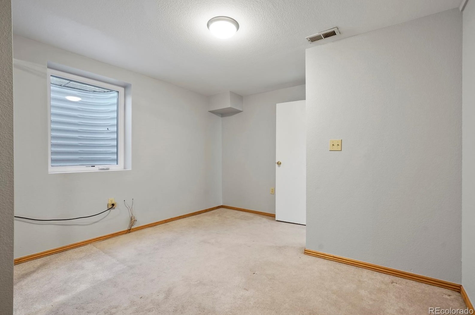 1521 Ventura St, Denver CO  80017-5352 exterior