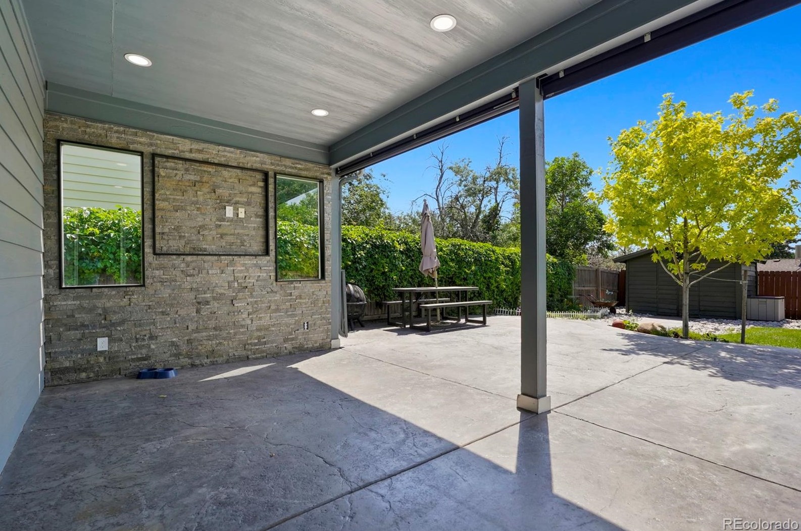 1521 Ventura St, Denver CO  80017-5352 exterior