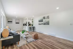 562 Lima St, Aurora, CO 80010 - Photo 3