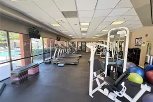 100 Park Ave W, Denver, CO 80205 - Photo 21