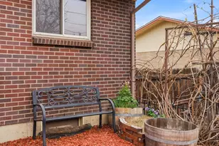 8158 Loretta Dr, Denver, CO 80221 - Photo 37