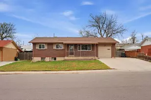 8158 Loretta Dr, Denver, CO 80221 - Photo 41