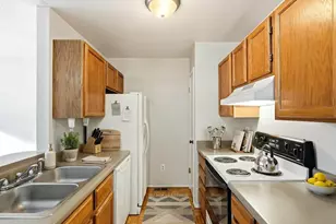 1930 S Balsam St, Lakewood, CO 80227 - Photo 11