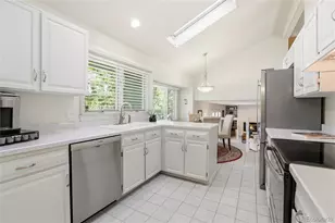 3945 S Willow Way, Denver, CO 80237 - Photo 11