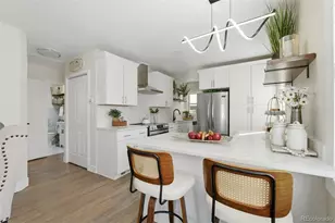 1960 S Franklin St, Denver, CO 80210 - Photo 15