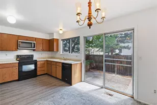 4231 S Mobile Cir, Aurora, CO 80013 - Photo 5