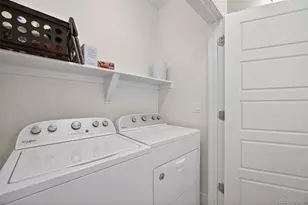 19518 E Sunset Cir, Aurora, CO 80015 - Photo 33