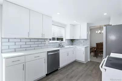 1305 S Laredo Court, Aurora, CO 80017 - Photo 3