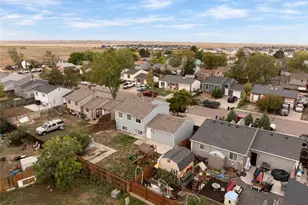 216 Jefferson Dr, Bennett, CO 80102 - Photo 35