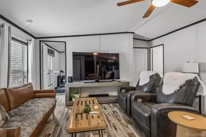 9400 Elm Court, Federal Heights, CO 80260 - Photo 5