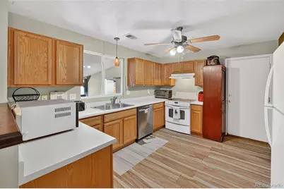 15852 E 48th Place, Denver, CO 80239 - Photo 13