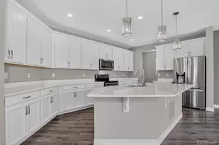 15825 Josephine Cir E, Thornton, CO 80602 - Photo 7