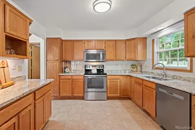 2675 S Johnson Circle, Lakewood, CO 80227 - Photo 7