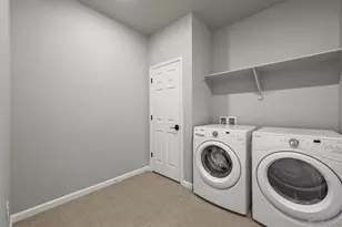 8376 Basalt Dr, Littleton, CO 80125 - Photo 41