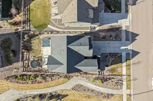 8376 Basalt Dr, Littleton, CO 80125 - Photo 49