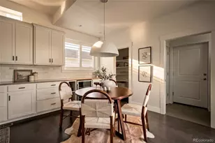 10174 E 59th Ave, Denver, CO 80238 - Photo 5