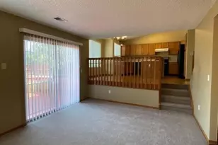 10204 Woodrose Ln, Highlands Ranch, CO 80129 - Photo 5