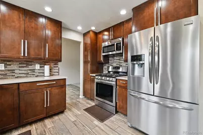 687 E Phillips Drive N, Littleton, CO 80122 - Photo 9