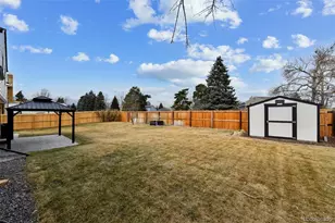 687 E Phillips Dr N, Littleton, CO 80122 - Photo 37