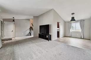 687 E Phillips Dr N, Littleton, CO 80122 - Photo 5