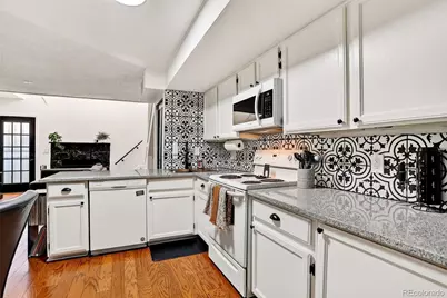 962 S Dearborn Way #12, Aurora, CO 80012 - Photo 9