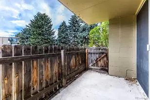 2281 S Vaughn Way, Aurora, CO 80014 - Photo 15