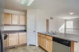 18649 E 46th Pl, Denver, CO 80249 - Photo 3