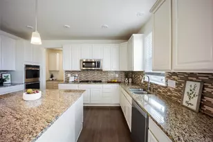 8255 S Vandriver Way, Aurora, CO 80016 - Photo 9